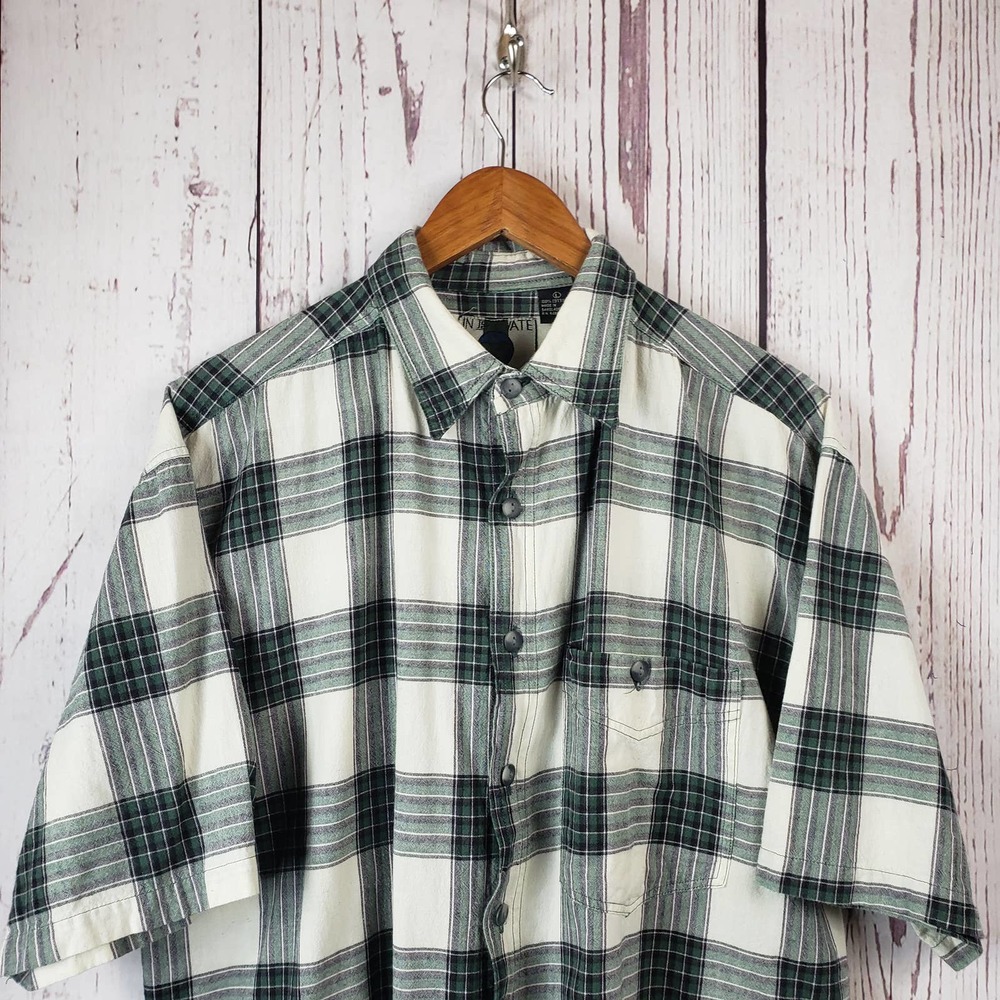 In Private Button Down Shirt Mens Size Large Plaid Short Sleeve Cotton Green
